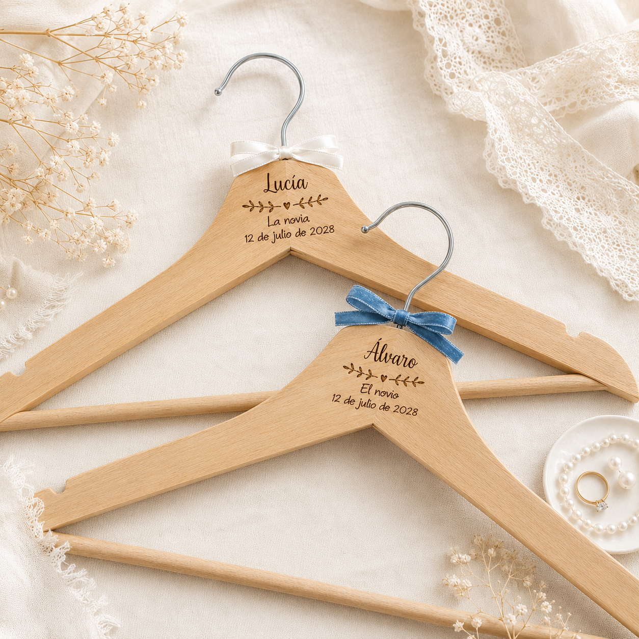 Perchas personalizadas de boda para novios